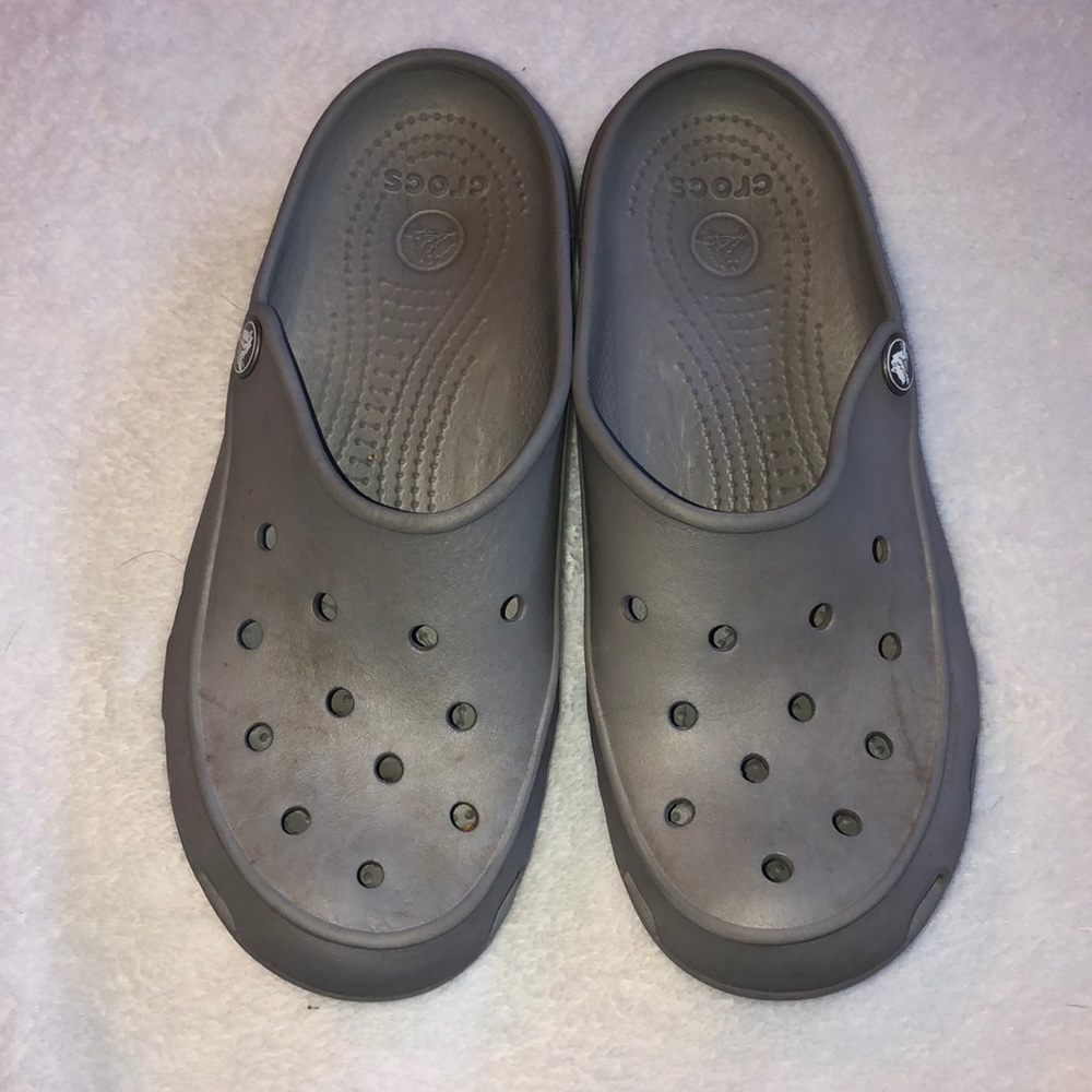 Used Crocs women’s size 9 that shrank